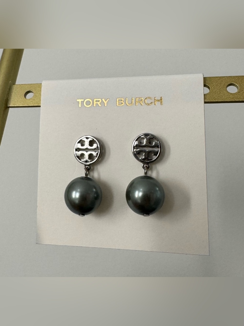 Accessories subcategory classification